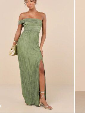 Lulu's Poised Performance Olive Green Plisse One-Shoulder Maxi Dress - Size Med